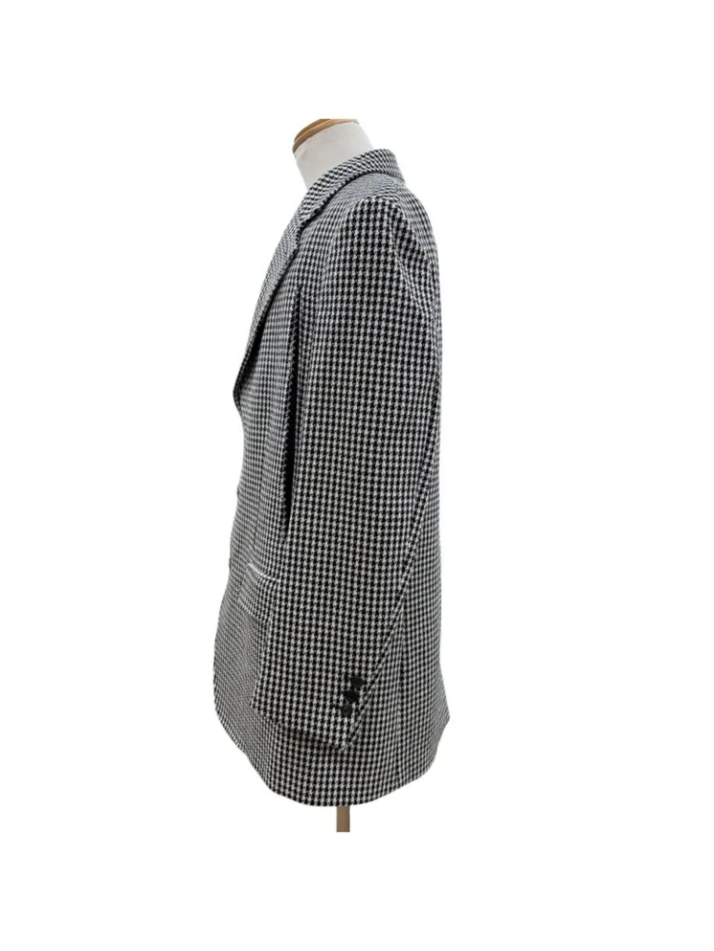 Gucci Cashmere Blend Interlocking Button Houndstooth Pattern Vest Set